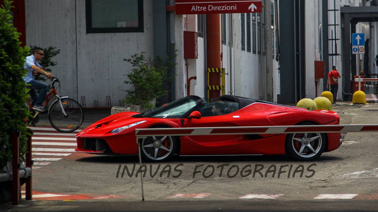 Πάτησε άσφαλτο η LaFerrari Aperta!